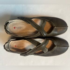 Blondo Olive Leather Shoes